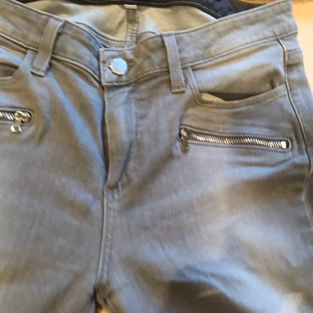 Jeans - Picture 3 of 4